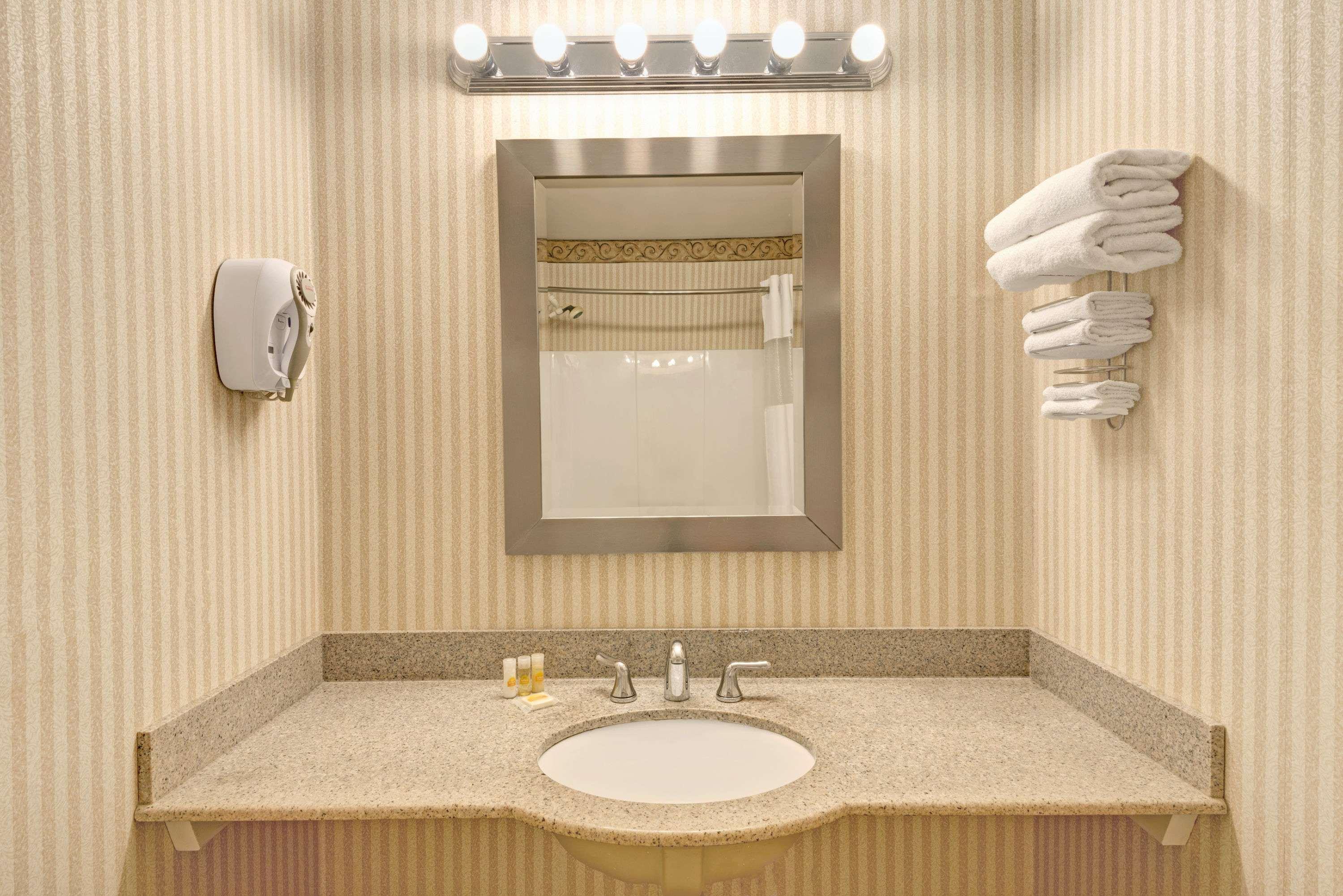 Days Inn By Wyndham Ridgefield Esterno foto