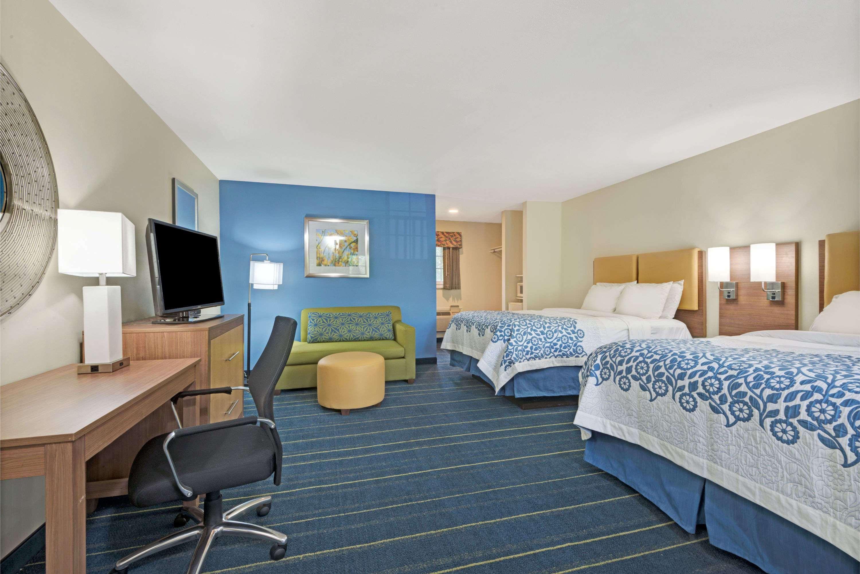 Days Inn By Wyndham Ridgefield Esterno foto
